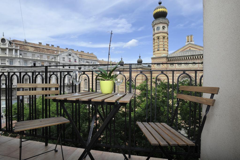 Synagogue Dream Home In The Center Budapest Eksteriør billede